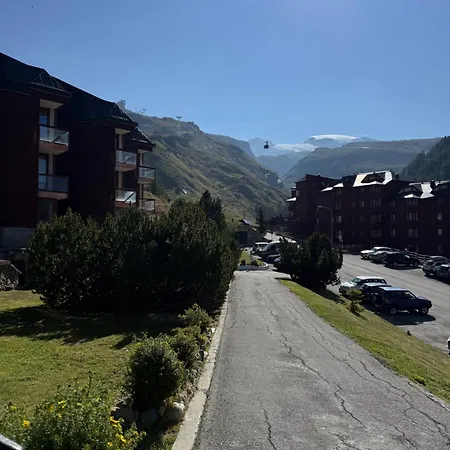 The Nest Alpine Sunshine Ski-in Ski-out Appartamento