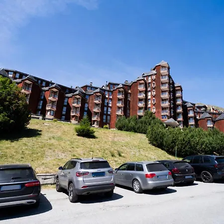 The Nest Alpine Sunshine Ski-in Ski-out